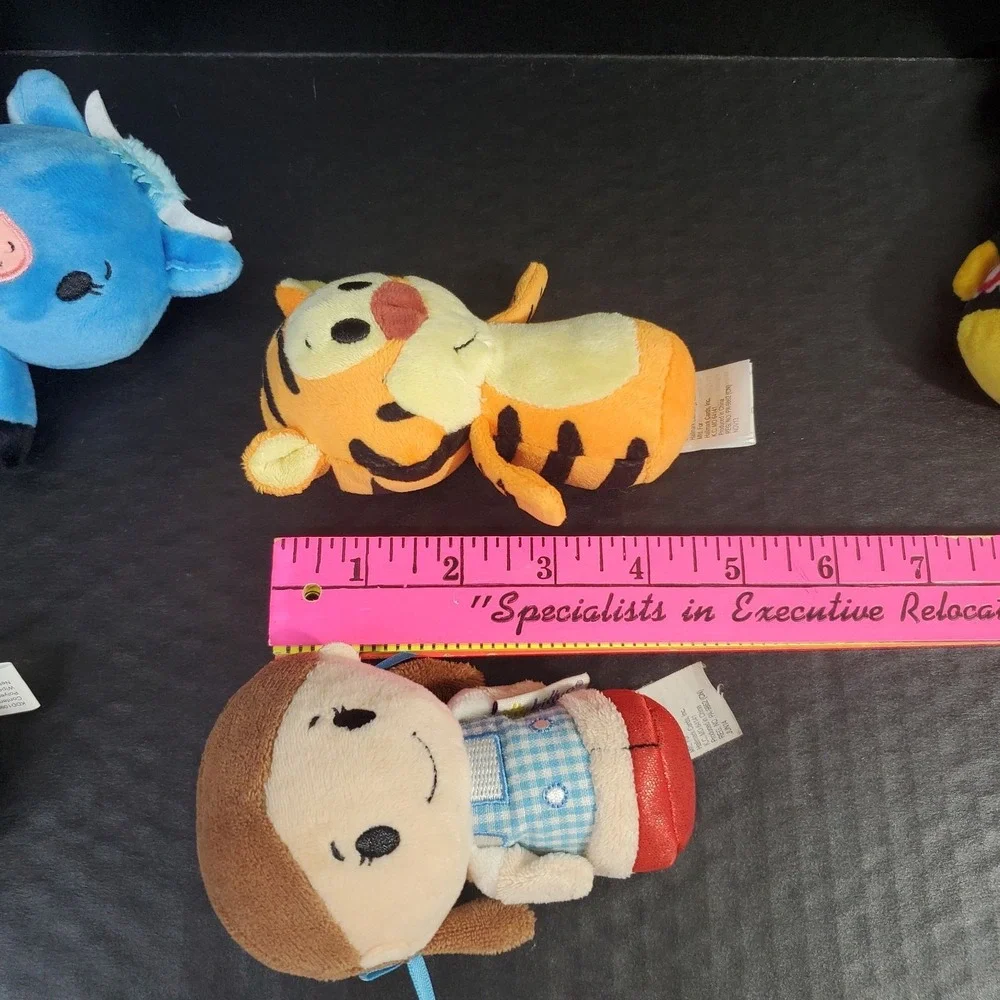 Hallmark Itty Bittys Mixed Lot‎ Of 11 Tiny Plush Popular Character Collectibles